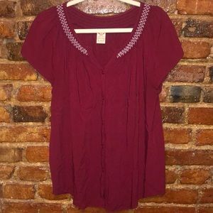 Super comfy red burgundy shirt